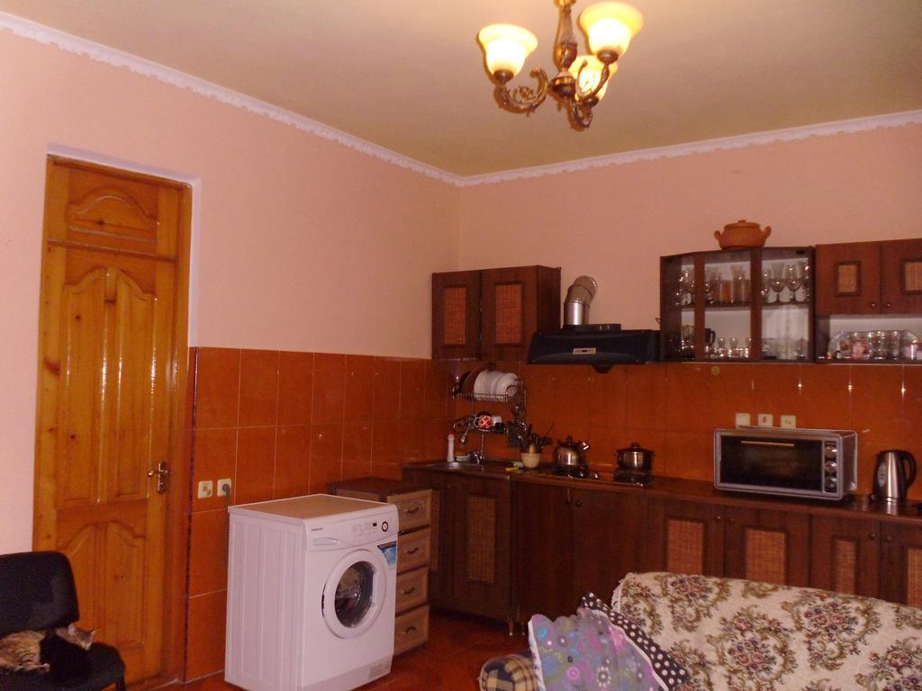Private House In Batumi Hotel Quarto foto