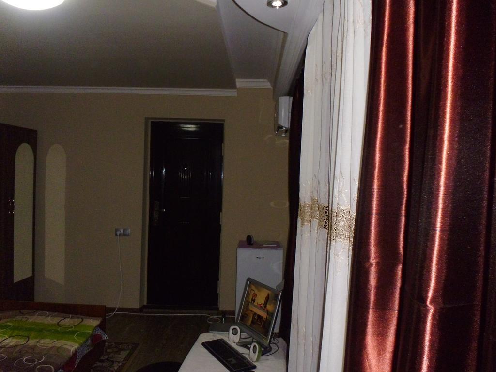 Private House In Batumi Hotel Quarto foto
