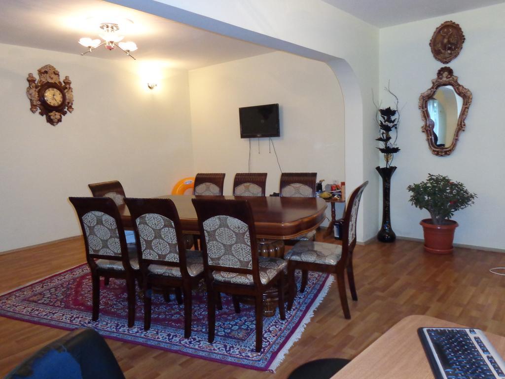 Private House In Batumi Hotel Quarto foto