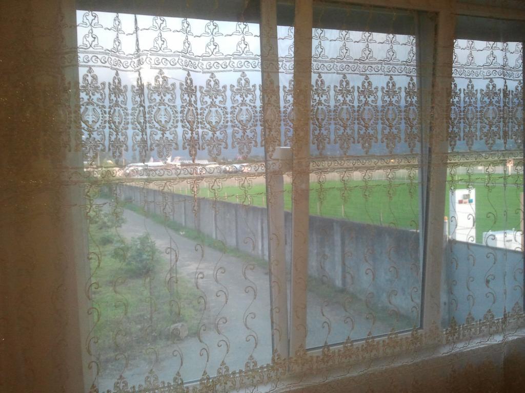 Private House In Batumi Hotel Exterior foto
